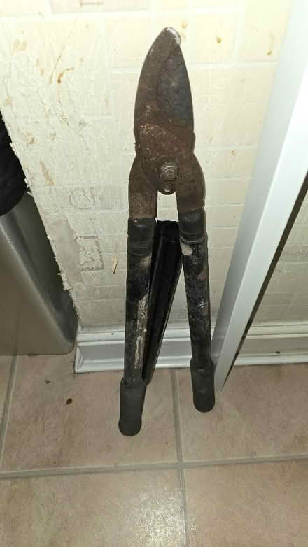 Photo of free Pair of garden cutters. (West Croydon CR0) #1