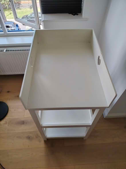 Photo of free Changing table (N4 close to Clissold Park) #3