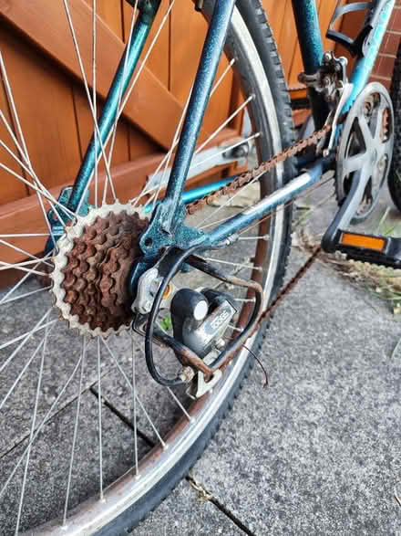Photo of free Raleigh mens bike 26inch wheels (Leeds Moortown LS17) #3