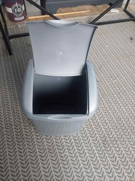 Photo of free 15L swing bin (SW16) #2