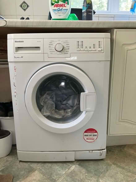 Photo of free Washing machine (SE24) #1