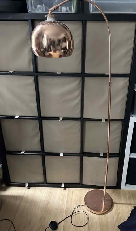 Photo of free curva Floor Lamp copper colour (W3 6HA) #2