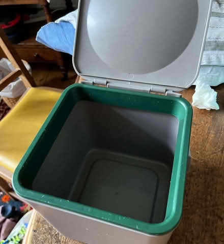 Photo of free "Minky" compost hopper (Kennington SW8) #2