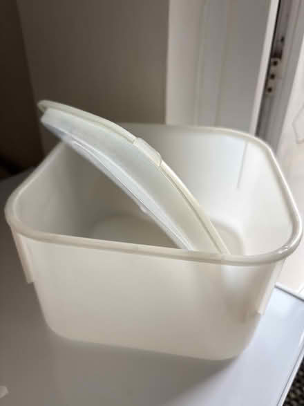 Photo of free Large square box (Hala LA1) #1