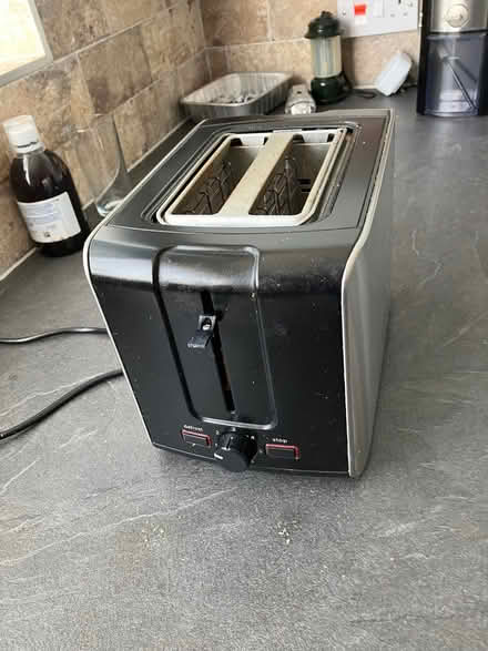 Photo of free Electric toaster. (Rushmere IP4) #2