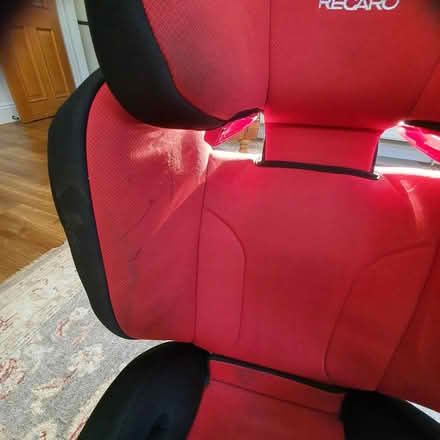 Photo of free Childrens Recaro car seat (Bedford MK41) #4