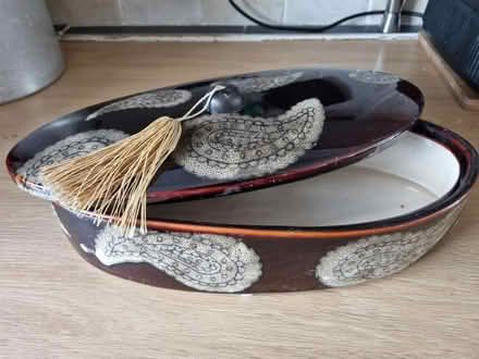 Photo of free ornament box (heanor DE75 7BZ) #2