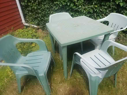 Photo of free Garden table and chairs (BN41) #1