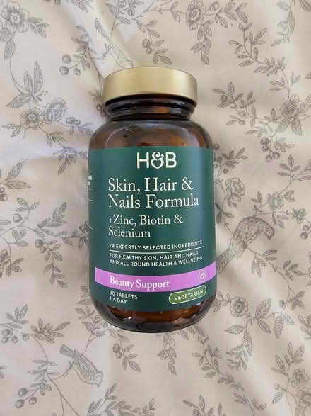 Photo of free H&B Skin, hair &nails vitamins (Cowley OX4) #1