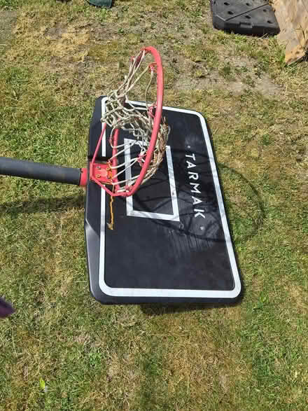 Photo of free Basketball hoop (LU5) #2