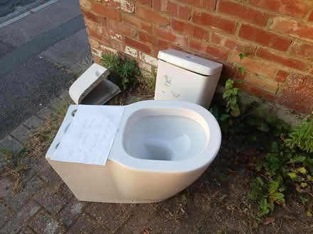 Photo of free Toilet (Reading RG1) #1