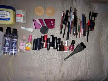 Photo of free Mixed Box of pre-loved Cosmetics (Kilmacanogue, North Co Wicklow) #2