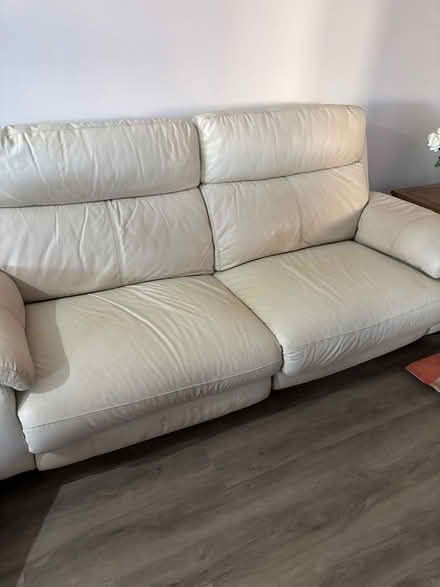 Photo of free Leather electric recliner (Holland on sea Essex) #1