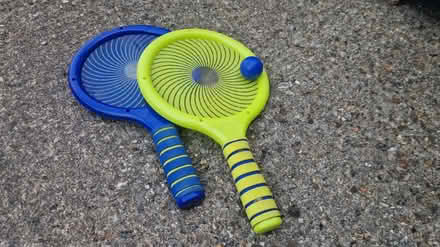 Photo of free Playdoh/sandpit toys, paddles+ball (LU6 Dunstable) #2
