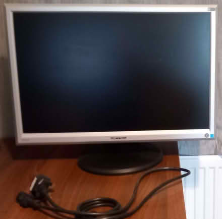 Photo of free Hanns-G computer Monitor (Rhos SA8) #1
