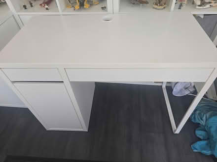 Photo of free White Ikea desk (Stockport, SK5) #2