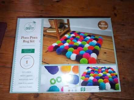Photo of free PomPom rug kit (Priestwood RG42) #1