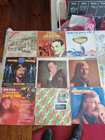 Photo of free 9 vinal easy listening records (Horace Road Billericay CM11) #1
