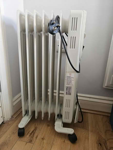 Photo of free Oil heater (Wood Green N22) #1