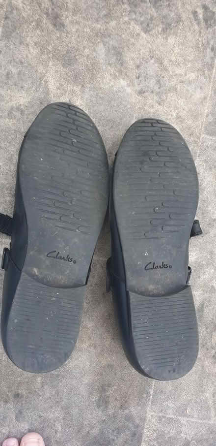 Photo of free Size 7.5E black school shoes (Guildford GU2) #1