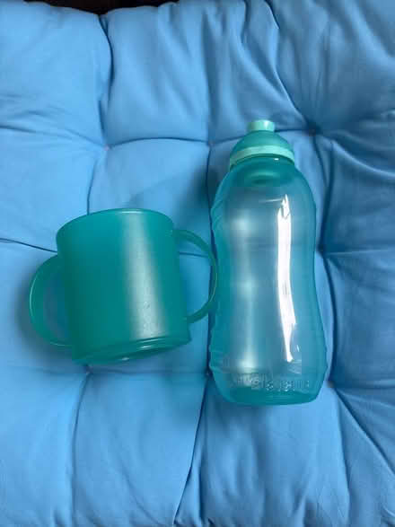 Photo of free Cup and bottle (Glenrothes KY7) #1