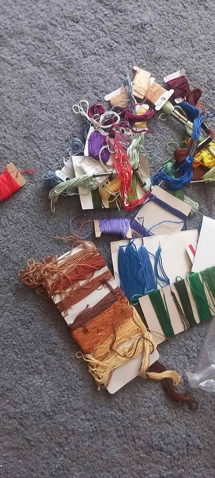 Photo of free Embroidery thread leftovers (Pendeen TR19) #1