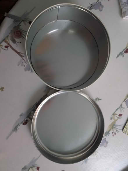 Photo of free Cake tin (Nether Edge, S7) #3