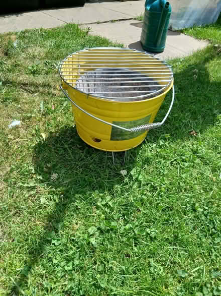 Photo of free Small BBQ (Hoddesdon EN11) #1