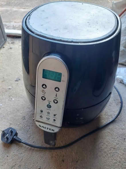 Photo of free Air fryer (CW2) #1