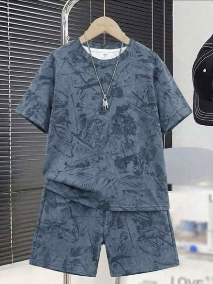 Photo of Boys/ girls clothes (Shorehem street S2) #1