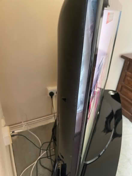 Photo of free 50 “ tv (Warlingham) #2