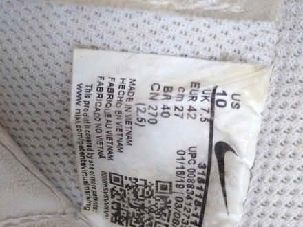 Photo of free Nike Trainers White Without Laces (South Wimbledon SW19) #2