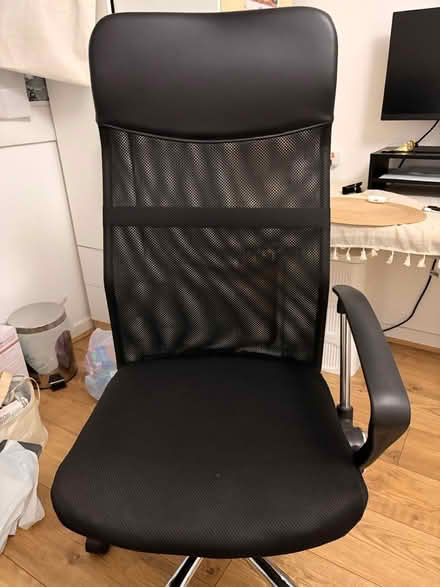 Photo of free Office chair / desk chair (Islington N1) #1