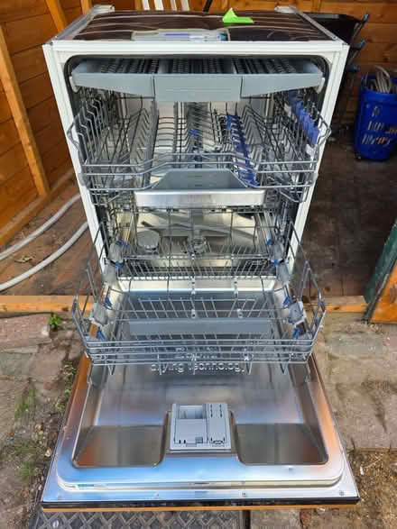 Photo of free Integrated Siemens Dishwasher - great condition (Cherry Hinton Ward CB1) #4