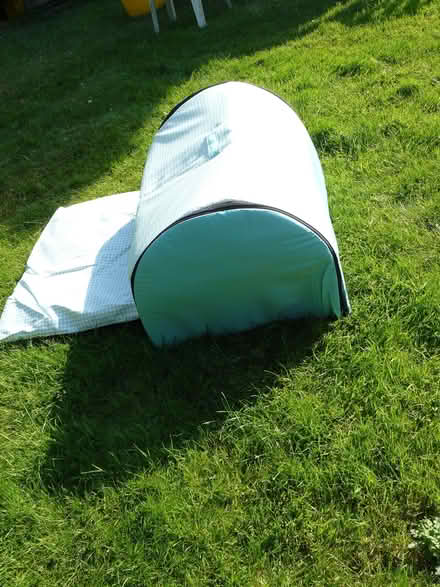 Photo of free Foldable fabric pet igloo/bed/shelter/house H17" W20" D30" (Kempsey WR5) #3