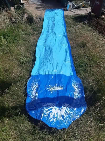 Photo of free Water slide to use on a lawn (Sundorne SY1) #1