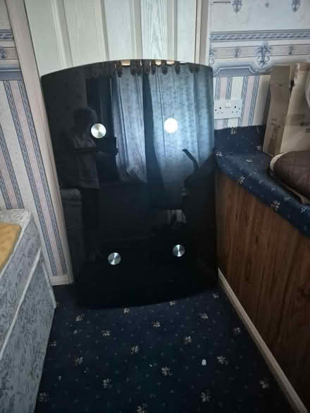 Photo of free Glass Dining Table (BD4 Holmewood) #1