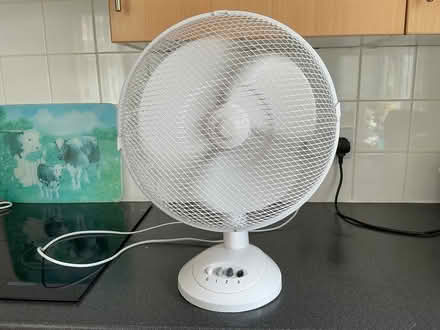 Photo of free Desktop fan (Arborfield RG2) #2