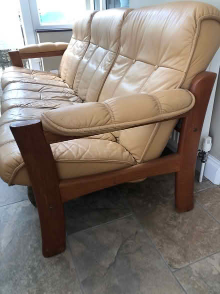 Photo of free Soft Leather Sofa (Three Bridges RH10) #4