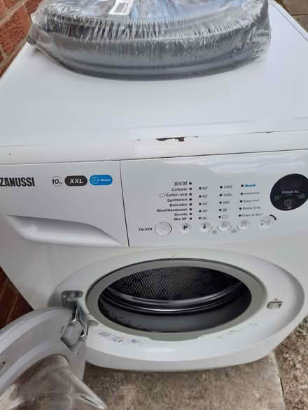 Photo of free Zanussi Lindo 300 Washing Machine (Southport PR9) #2