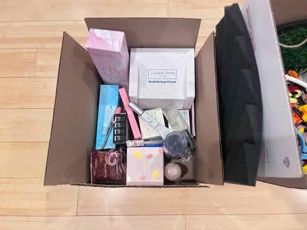 Photo of free 2 boxes with assorted items (Fair Lawn, NJ) #4