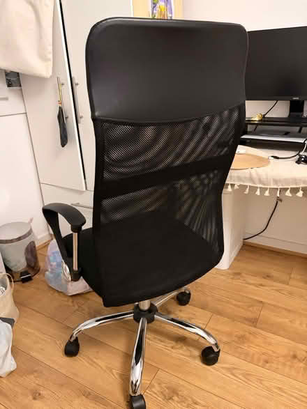 Photo of free Office chair / desk chair (Islington N1) #2