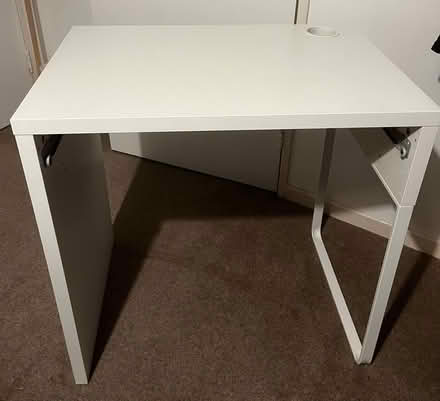 Photo of free Desk (Bromley BR2) #1