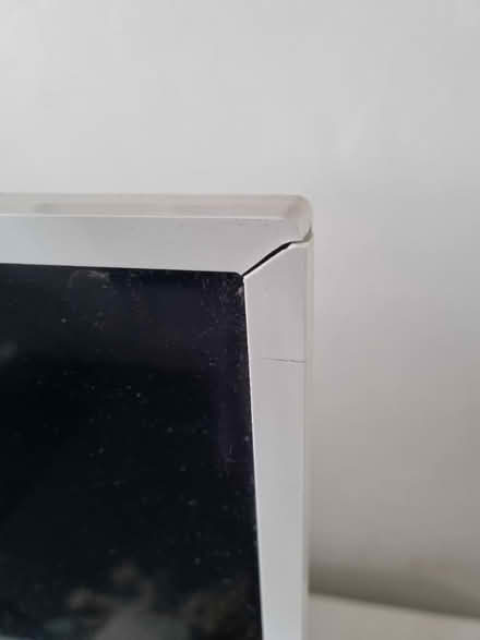 Photo of free 32 in Philips not smart (heanor DE75 7BZ) #2