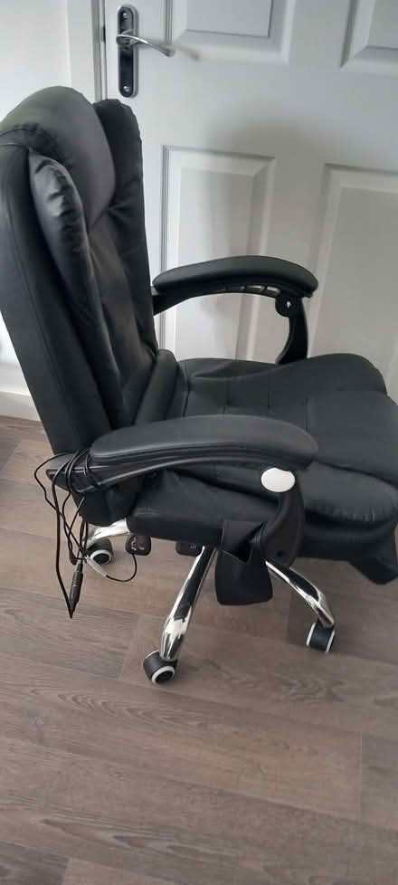 Photo of free Computer desk chair (Rhos SA8) #2