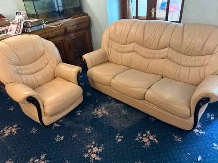 Photo of free 3cream leather sofas and single chair (Cumnor OX2) #2