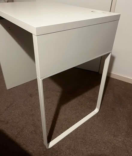 Photo of free Desk (Bromley BR2) #3