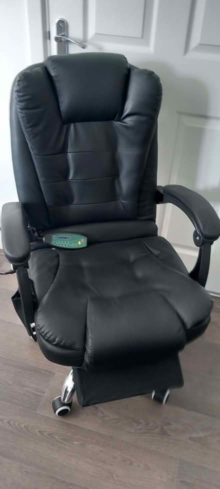 Photo of free Computer desk chair (Rhos SA8) #1