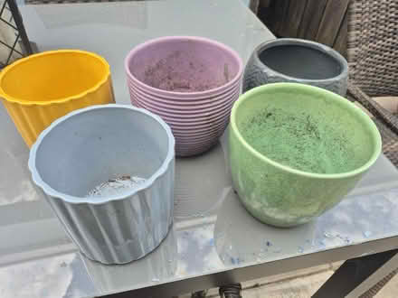 Photo of free Five pretty pots (Worle BS22) #1