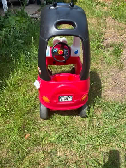 Photo of free Little Tike Ladybug Car (Calcot RG31) #4